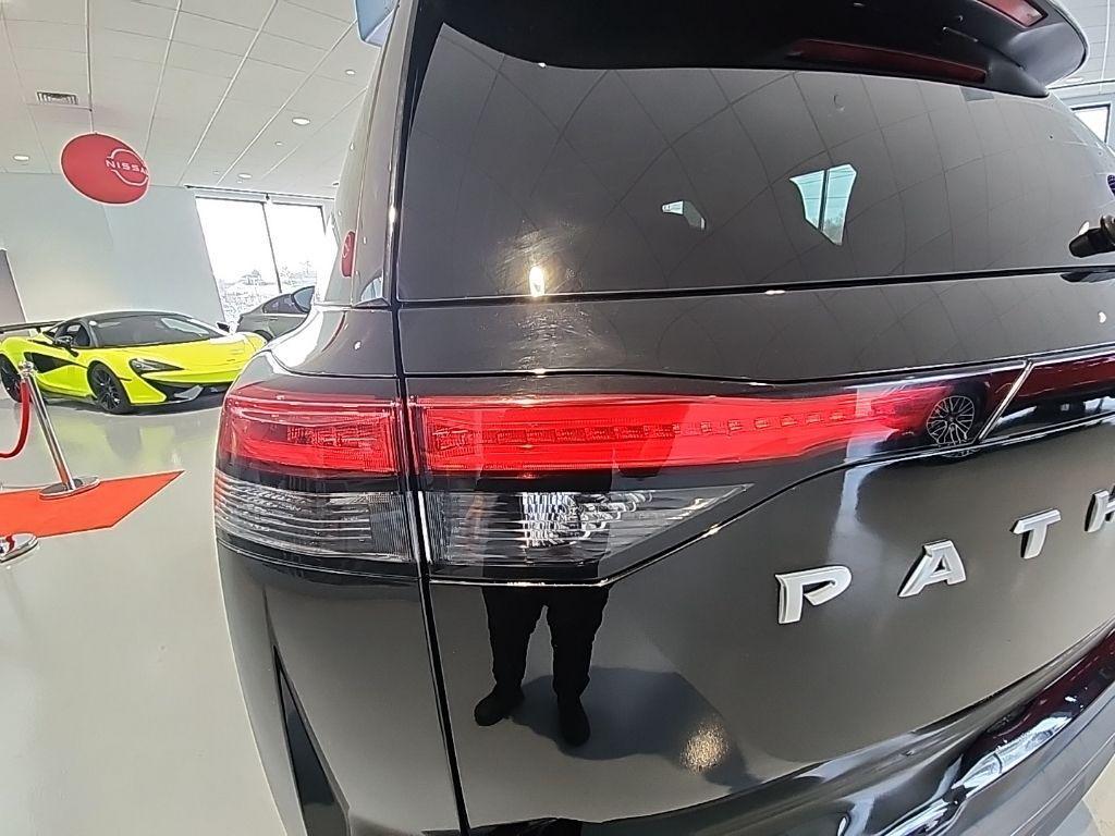 used 2022 Nissan Pathfinder car, priced at $19,958