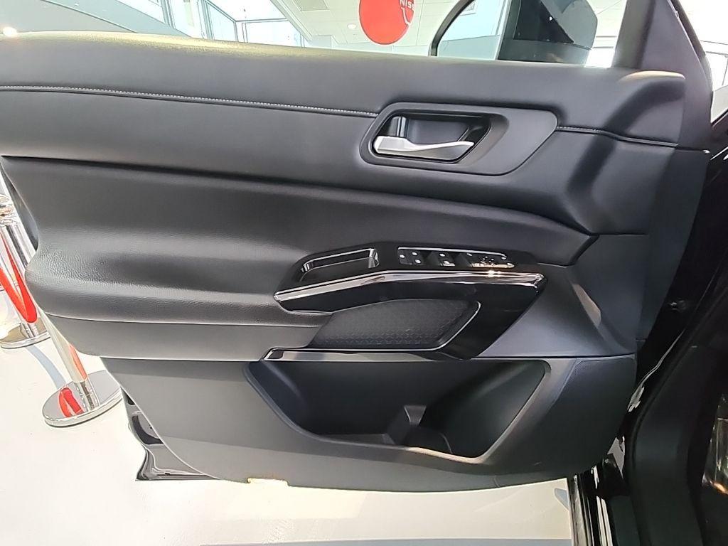 used 2022 Nissan Pathfinder car, priced at $19,958