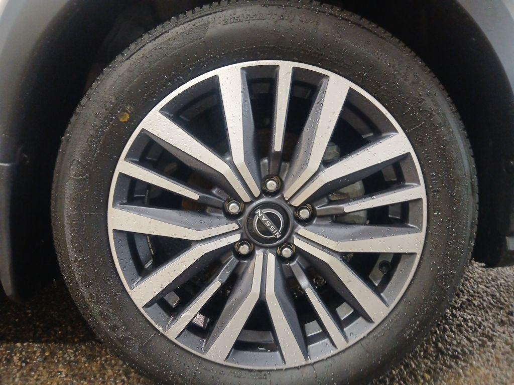 used 2023 Nissan Kicks car, priced at $17,266