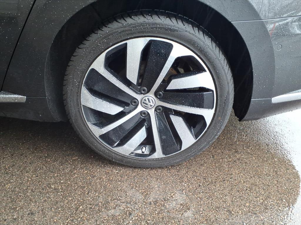 used 2019 Volkswagen Arteon car, priced at $16,178