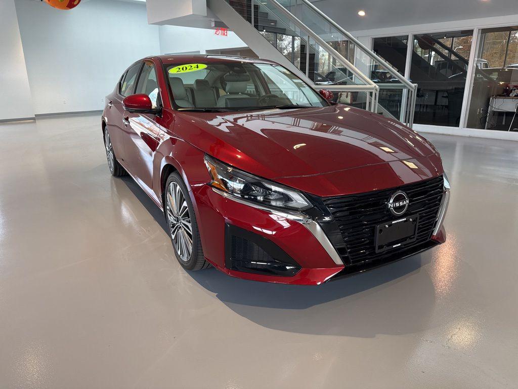 used 2024 Nissan Altima car, priced at $23,590