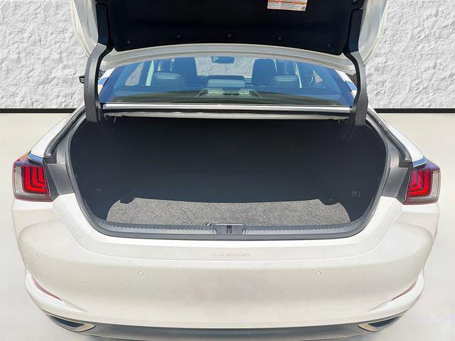 used 2023 Lexus ES 350 car, priced at $41,572