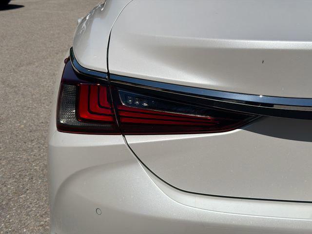used 2023 Lexus ES 350 car, priced at $41,572
