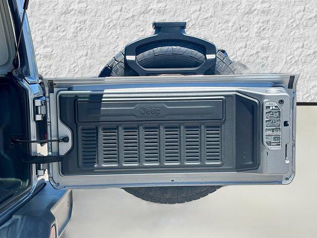 used 2020 Jeep Wrangler Unlimited car, priced at $31,029