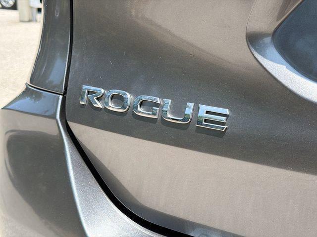 used 2019 Nissan Rogue car, priced at $13,803