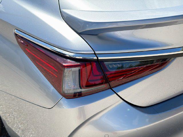 used 2024 Lexus ES 350 car, priced at $47,587