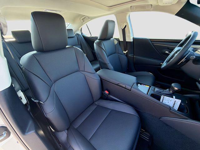 new 2025 Lexus ES 350 car, priced at $46,058