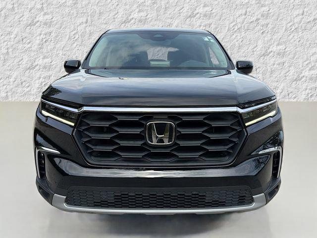 used 2024 Honda Pilot car, priced at $32,997