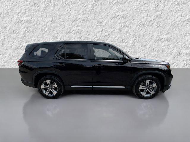 used 2024 Honda Pilot car, priced at $32,997