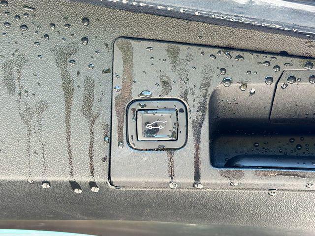 used 2019 Cadillac XT5 car, priced at $17,234