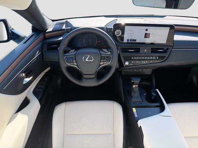 new 2025 Lexus ES 350 car, priced at $47,288