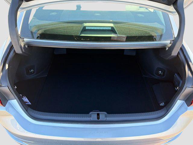 new 2025 Lexus ES 350 car, priced at $47,288