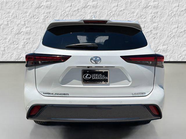 used 2024 Toyota Highlander car, priced at $44,684