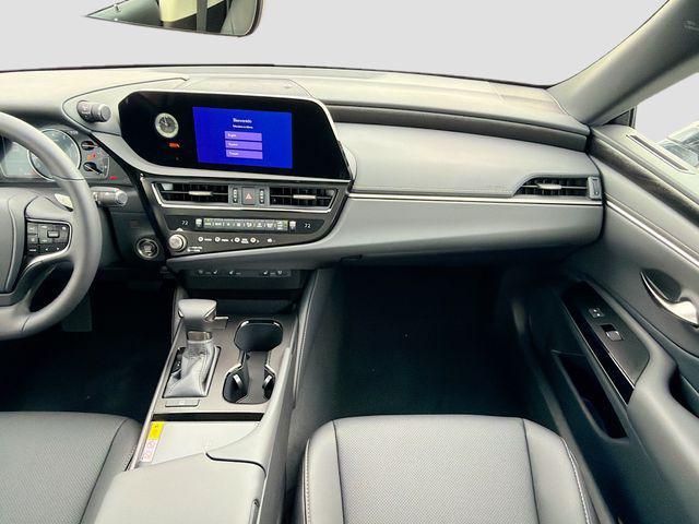 new 2025 Lexus ES 350 car, priced at $48,549