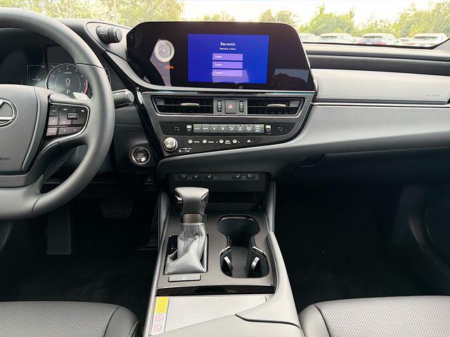 new 2025 Lexus ES 350 car, priced at $48,549