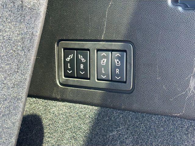 used 2024 Cadillac XT6 car, priced at $39,448