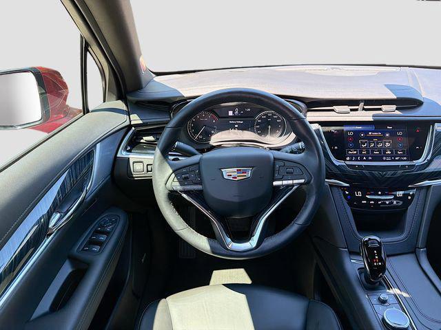 used 2024 Cadillac XT6 car, priced at $39,448