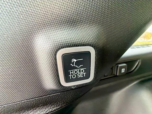 used 2025 Jeep Grand Cherokee car, priced at $34,875