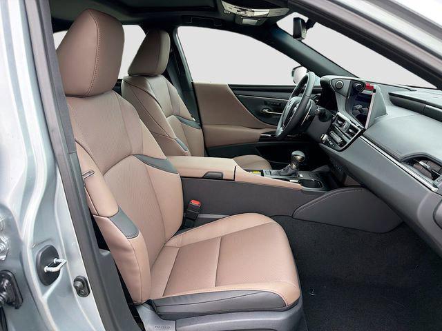 new 2025 Lexus ES 350 car, priced at $47,490