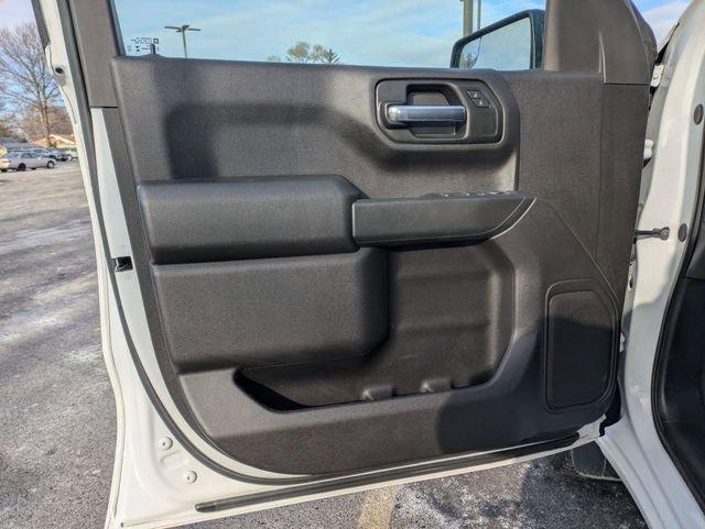 used 2025 Chevrolet Silverado 1500 car, priced at $36,916