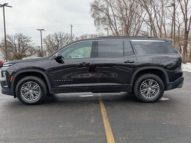 used 2025 Chevrolet Traverse car, priced at $36,942