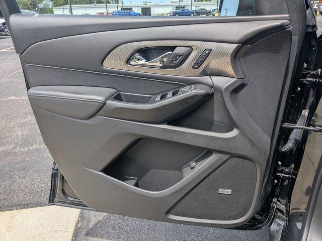 used 2023 Chevrolet Traverse car, priced at $37,369