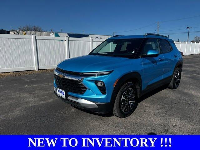 used 2025 Chevrolet TrailBlazer car, priced at $22,981