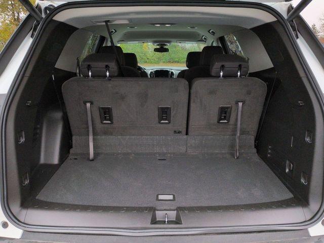 used 2020 Chevrolet Traverse car, priced at $19,156