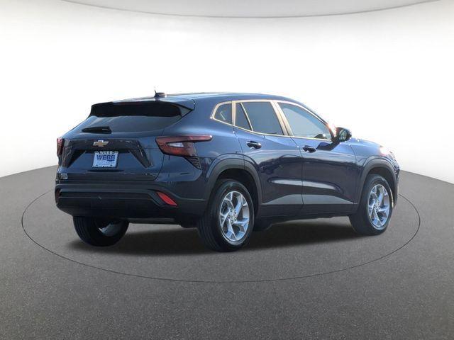 used 2024 Chevrolet Trax car, priced at $20,484