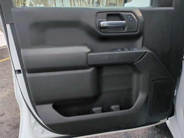 used 2024 Chevrolet Silverado 1500 car, priced at $32,628