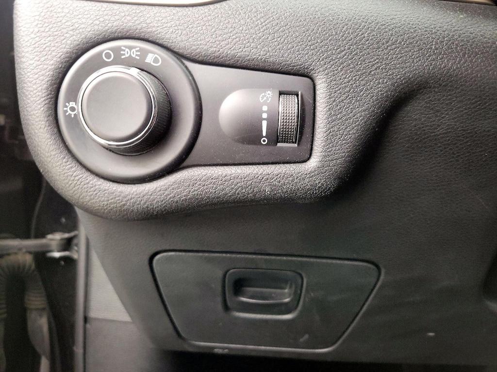 used 2015 Jeep Cherokee car, priced at $13,998