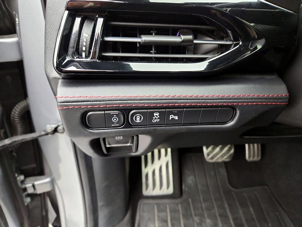 used 2023 Acura MDX car, priced at $46,998