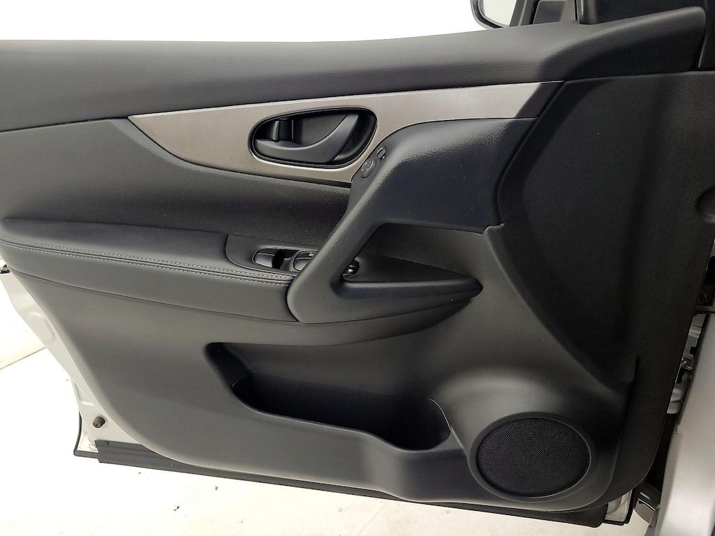 used 2020 Nissan Rogue Sport car, priced at $18,998