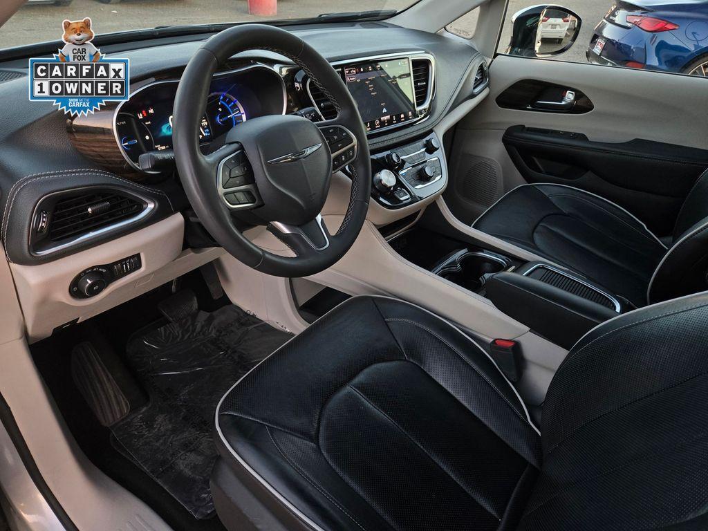 used 2023 Chrysler Pacifica Hybrid car, priced at $27,995