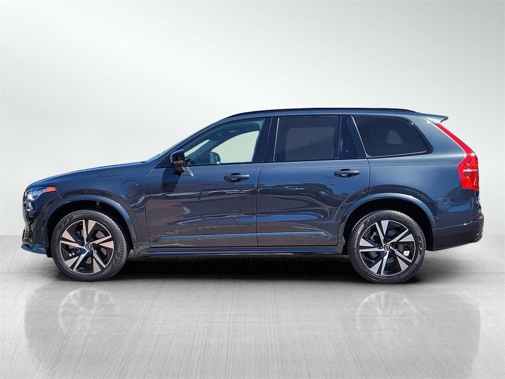 used 2022 Volvo XC90 Recharge Plug-In Hybrid car, priced at $47,995