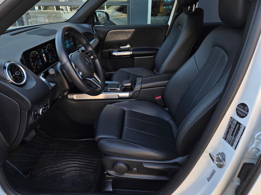 used 2022 Mercedes-Benz GLB 250 car, priced at $1