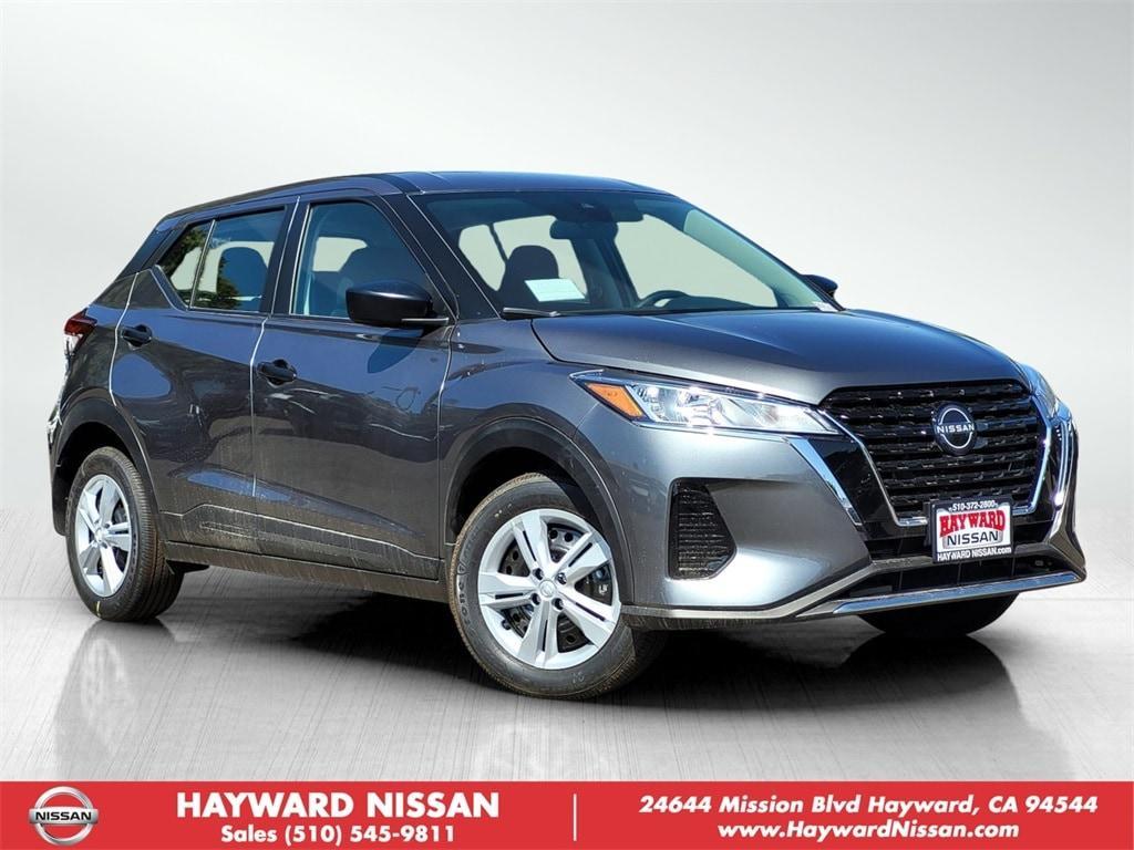 new 2025 Nissan Kicks Play car, priced at $20,760