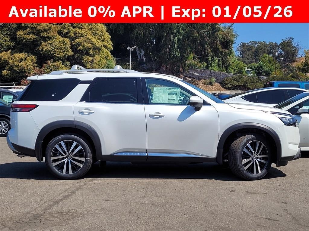 new 2025 Nissan Pathfinder car, priced at $44,396
