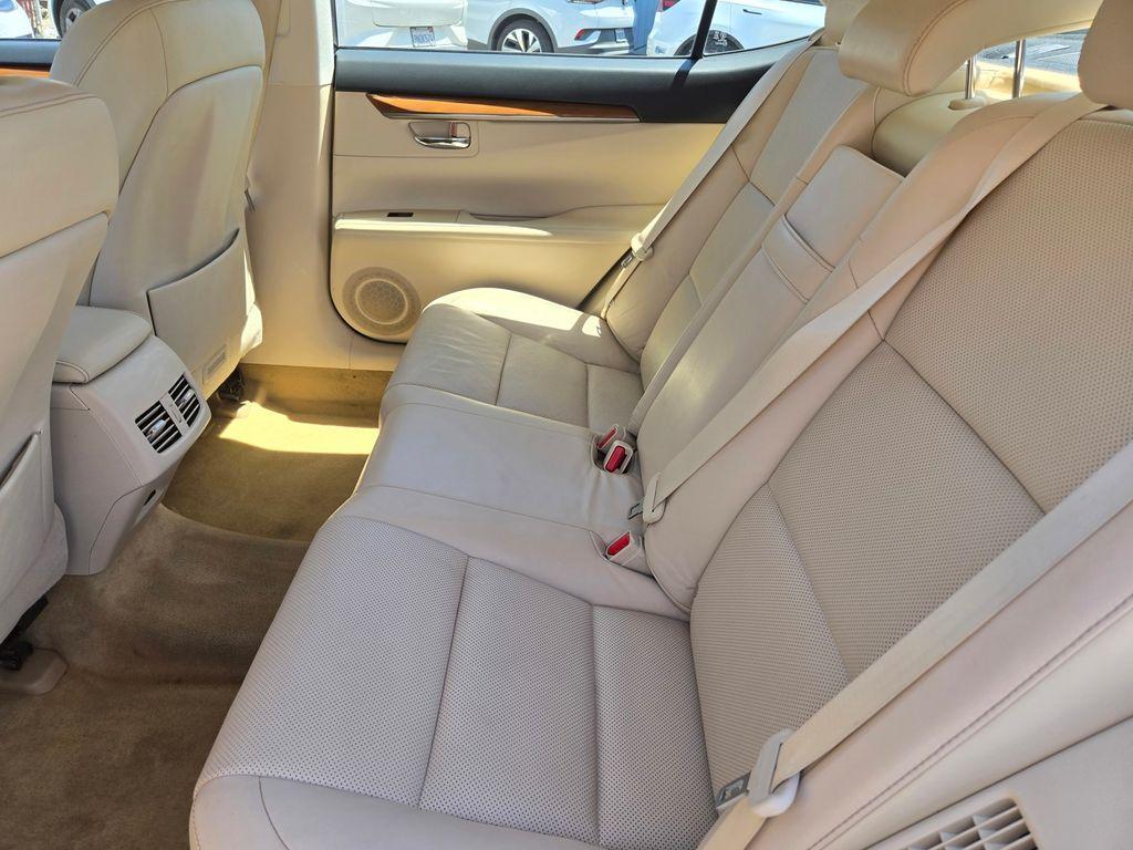 used 2013 Lexus ES 300h car, priced at $15,995