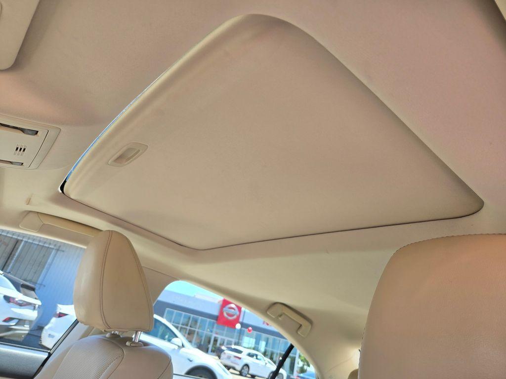 used 2013 Lexus ES 300h car, priced at $15,995