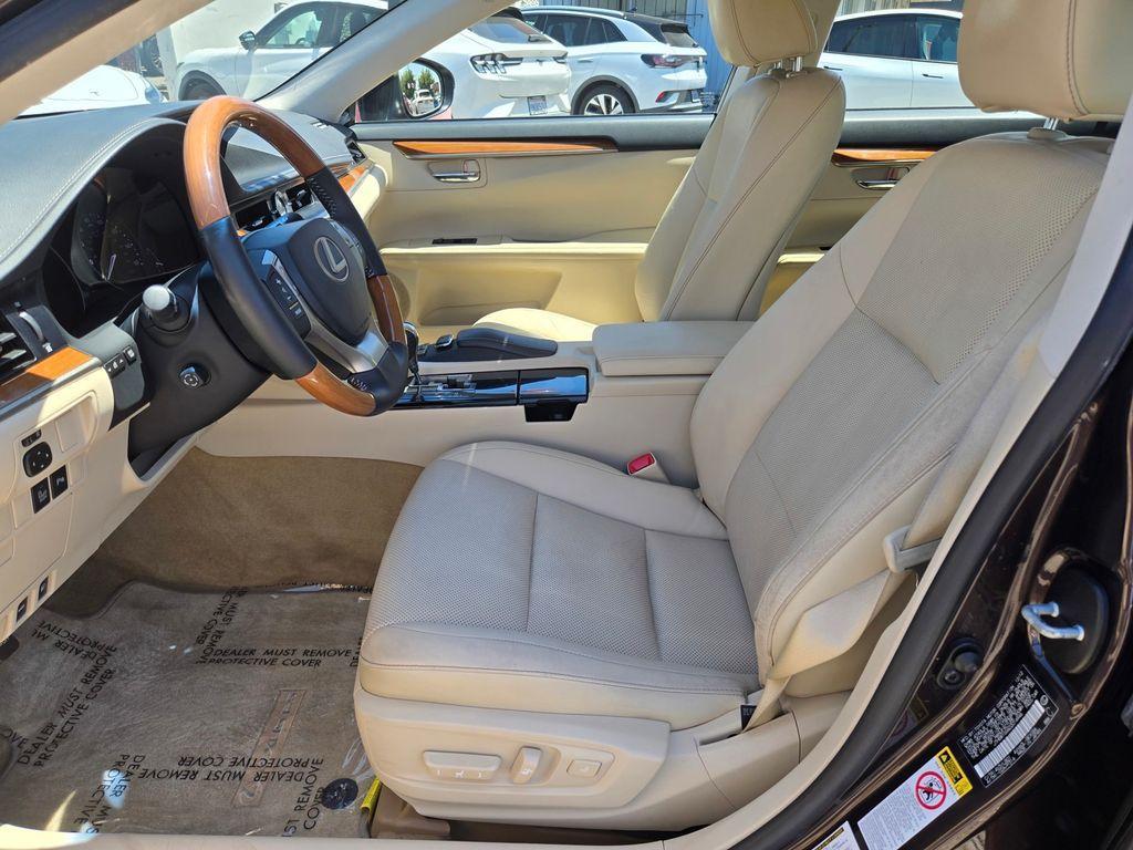used 2013 Lexus ES 300h car, priced at $15,995