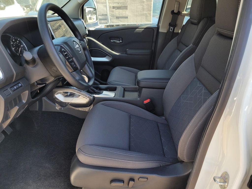 new 2025 Nissan Frontier car, priced at $31,280