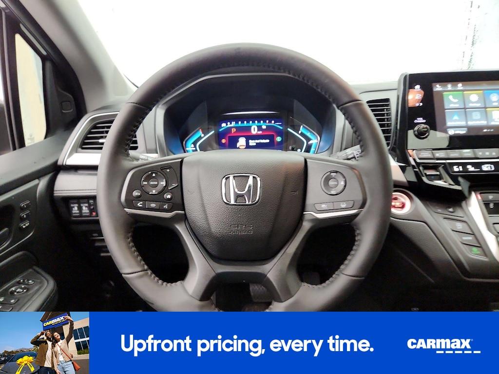 used 2024 Honda Odyssey car, priced at $38,998