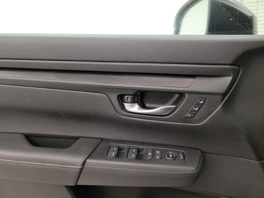 used 2025 Honda CR-V Hybrid car, priced at $35,998