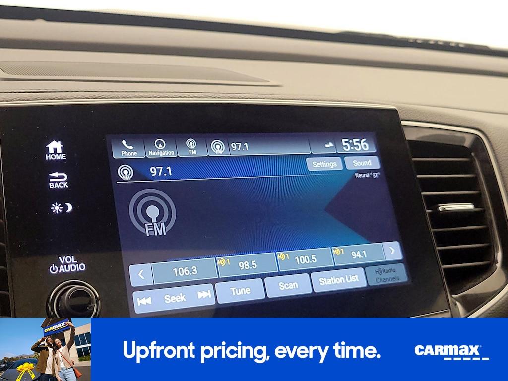 used 2022 Honda Pilot car, priced at $28,998