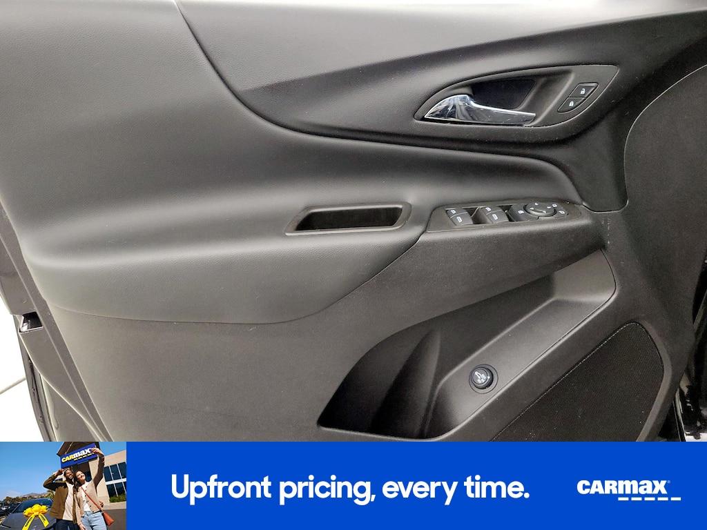 used 2024 Chevrolet Equinox car, priced at $23,998