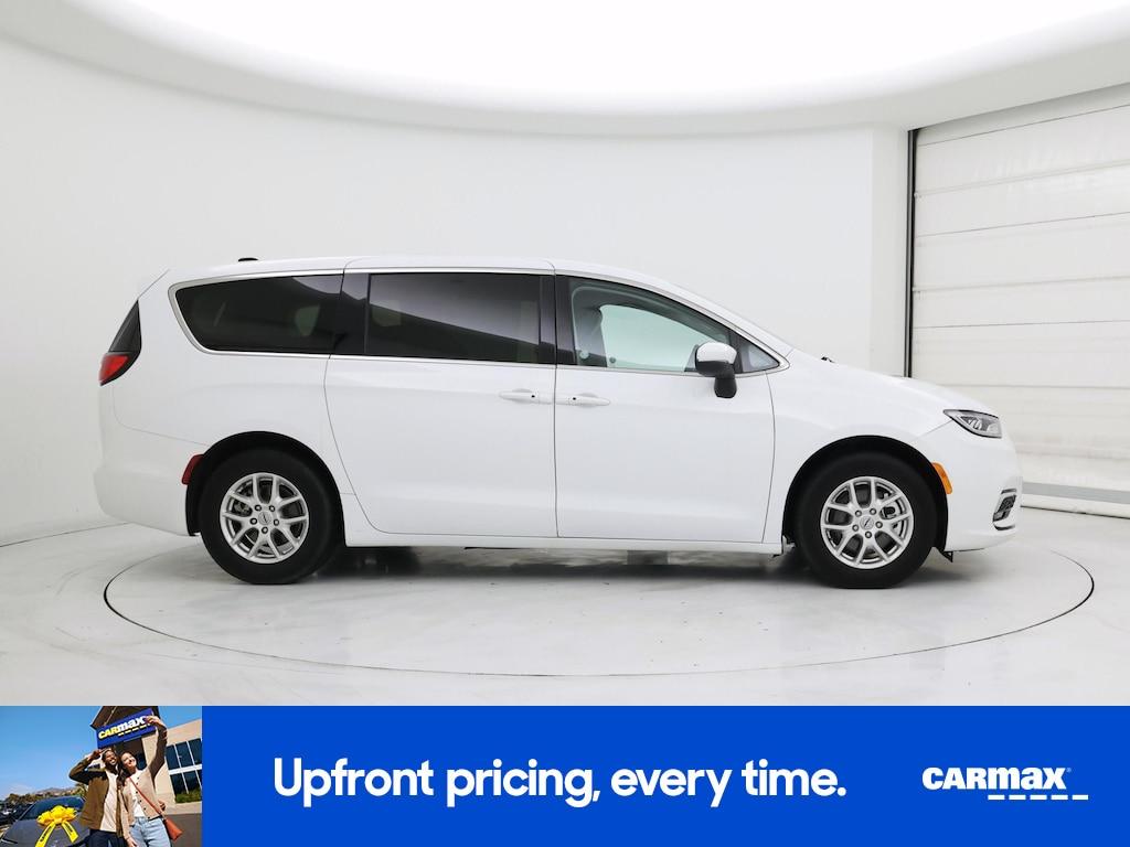 used 2023 Chrysler Pacifica car, priced at $26,998