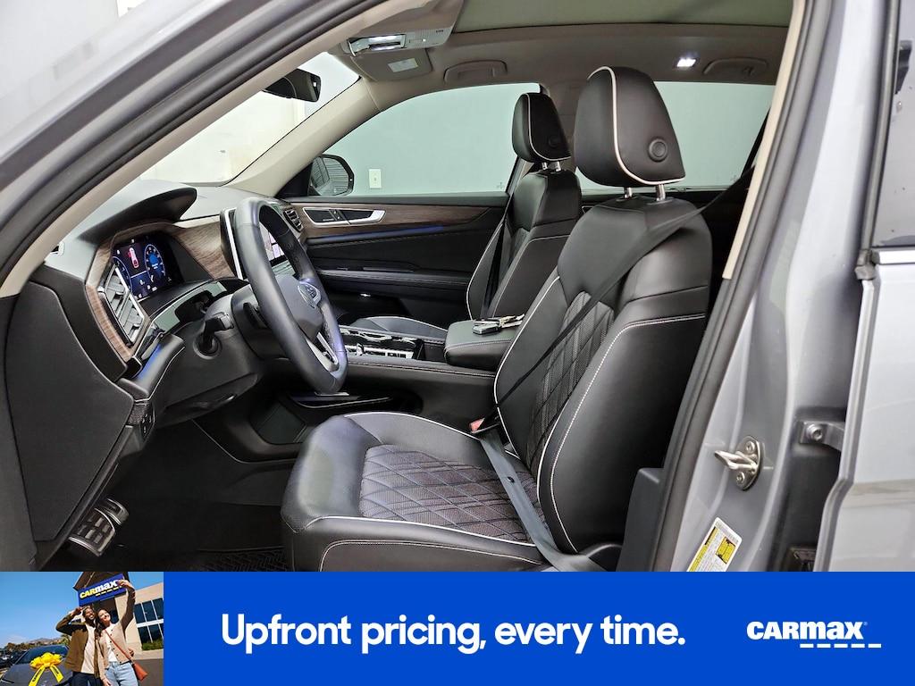 used 2025 Volkswagen Atlas car, priced at $41,998