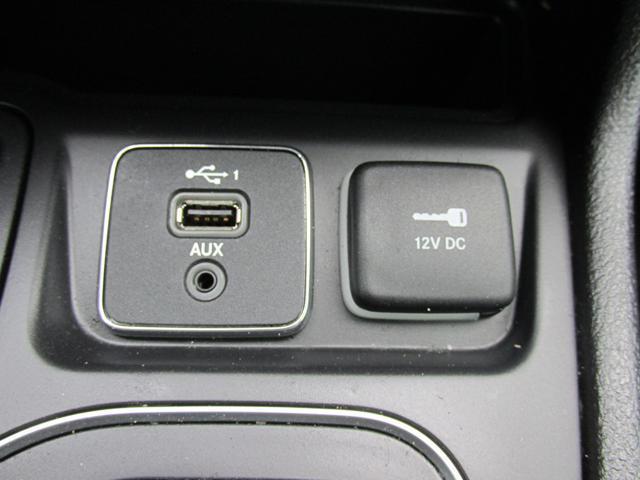 used 2020 Jeep Cherokee car, priced at $12,989