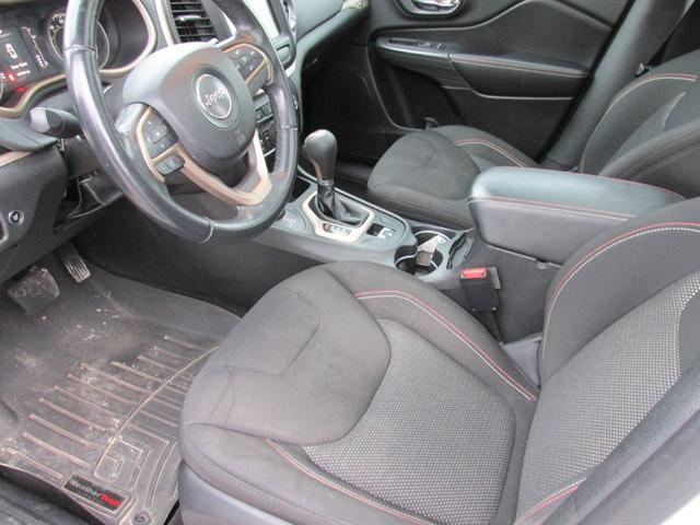 used 2016 Jeep Cherokee car, priced at $10,989